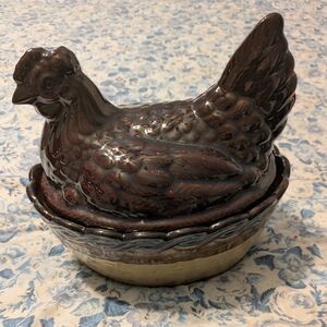 Vintage Ceramic Hen Dish